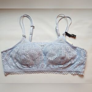 Aerie Real Power Wireless Push Up Joy Lace Bra Floral Blue Size 36B  Padded